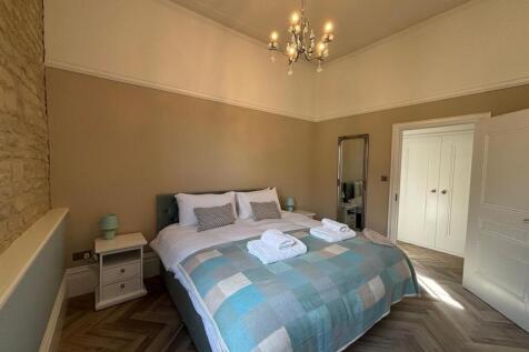 Quenington Apartment.6.jpeg