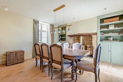 8581346-interior13-800.jpg