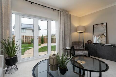 Tummel show home
