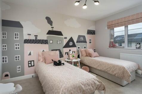 Tummel show home