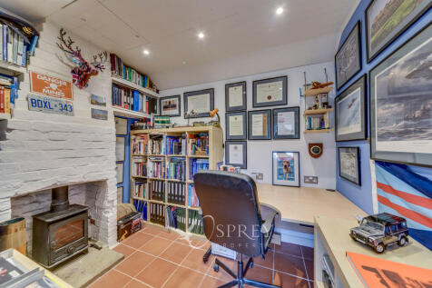 Study/Hobby Room
