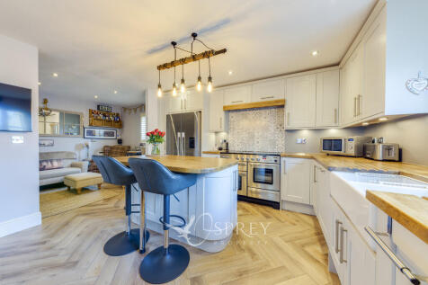 Kitchen/Dining Ro...