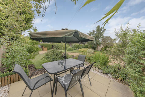 Front Patio Area 