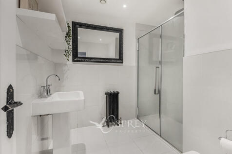 En-Suite Shower R...