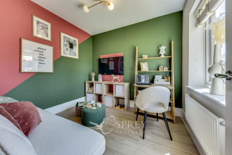 Family Room/ Stud...