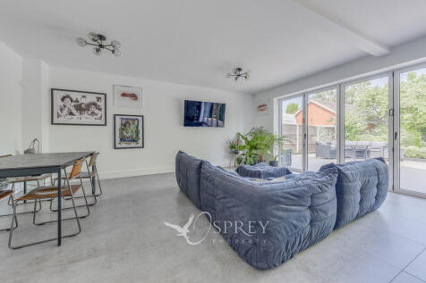 Open-plan Kitchen...