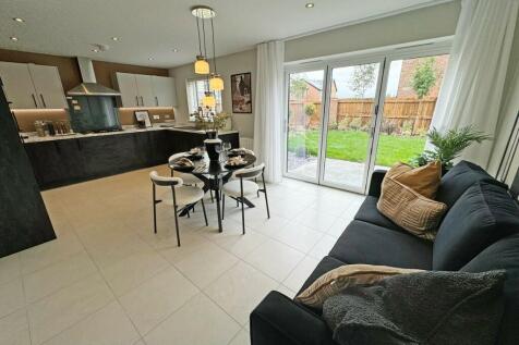 Kitchen/Dining Area