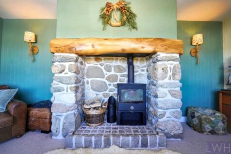 Lounge Fireplace