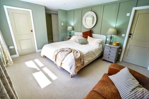 Master Bedroom 1