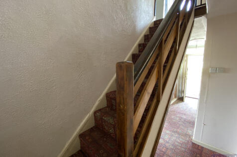 Wave Crest Hallway