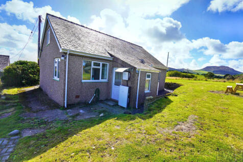 Bungalow Rear