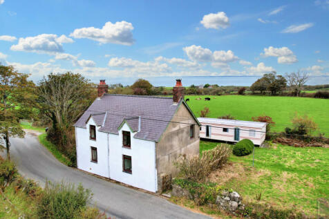 Side Elevation and Caravan