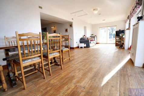 Dining Area | Sun Room