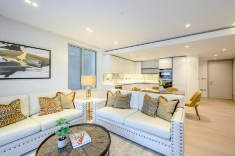 W2 1BB - 2nd floor - 3 bedrooms - 1023sq ft - 2 b