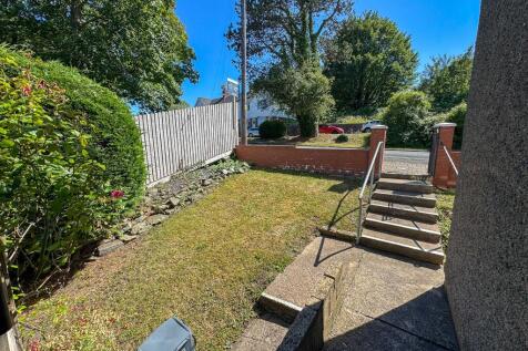 Side garden