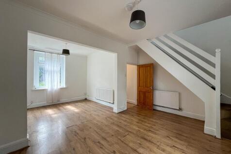 Open plan living/dining room