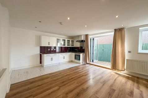 Open plan kitchen/living room