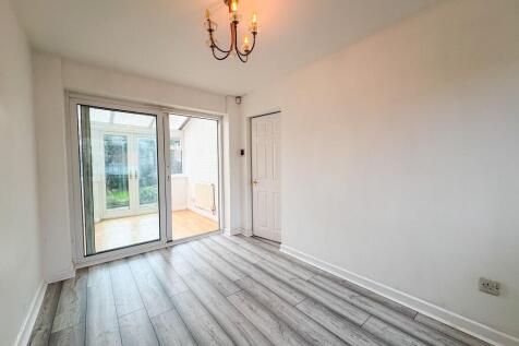 Reception room 2 with new flooring
