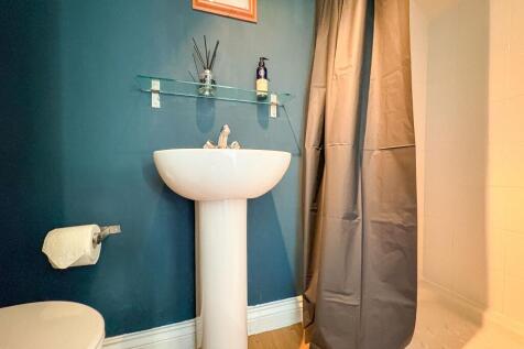 En Suite Shower Room in Loft