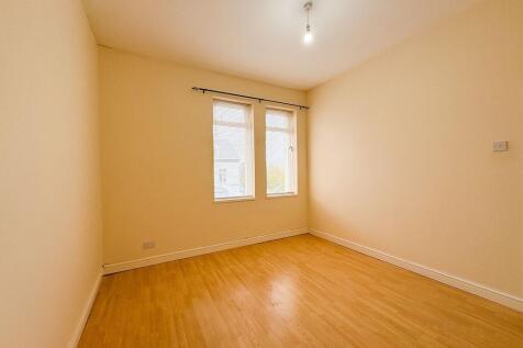 First Floor Front Left Bedroom