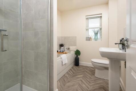 Ashburton main bathroom