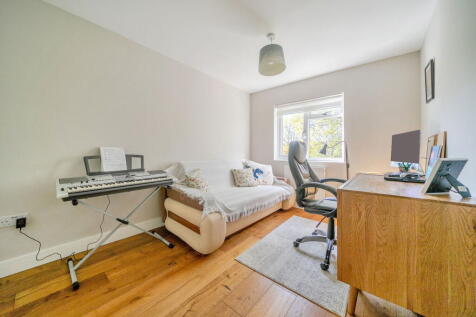 Property Image 16