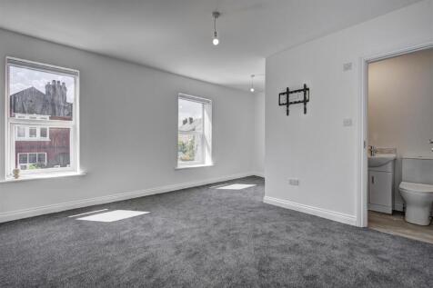 51 Avondale Road, Wigan-22.jpg