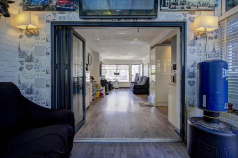 27 Shefford Crescent winstanley WN3 6LF-22.jpg