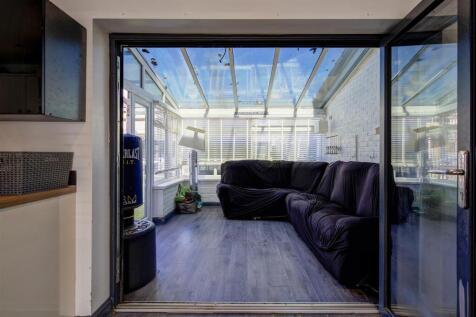 27 Shefford Crescent winstanley WN3 6LF-20.jpg