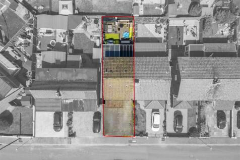 27 Shefford Crescent winstanley WN3 6LF-2.jpg