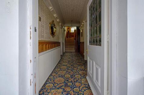 Bryn Hall, Bryn Gates Lane, Bamfurlong-1.jpg