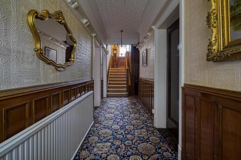 Bryn Hall, Bryn Gates Lane, Bamfurlong-2.jpg