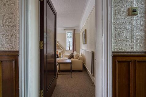 Bryn Hall, Bryn Gates Lane, Bamfurlong-5.jpg