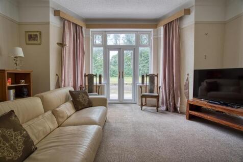 Bryn Hall, Bryn Gates Lane, Bamfurlong-10.jpg