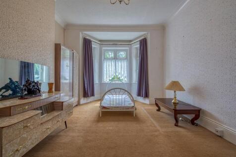 Bryn Hall, Bryn Gates Lane, Bamfurlong-52.jpg