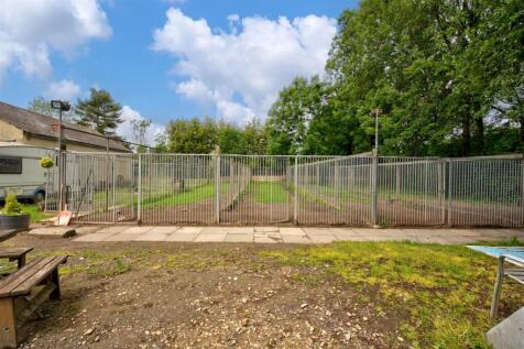 Bryn Hall, Bryn Gates Lane, Bamfurlong-116.jpg