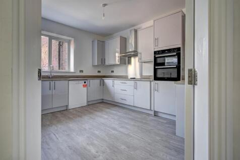 51 Avondale Road, Wigan-11.jpg
