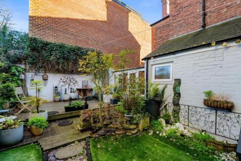 10 St Malo Road46.jpg