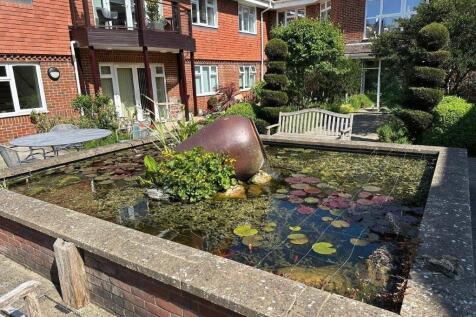Communal gardens