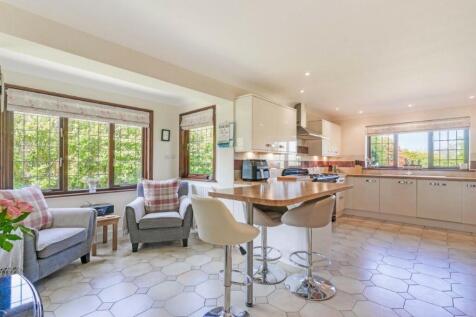 Kitchen/breakfast rm