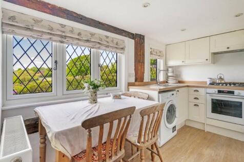 Kitchen/breakfast rm