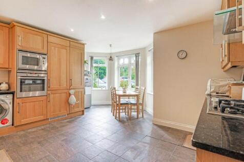 Kitchen/breakfast rm