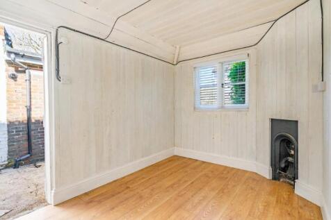 Outbuilding/studio