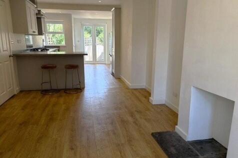 Kitchen/family room
