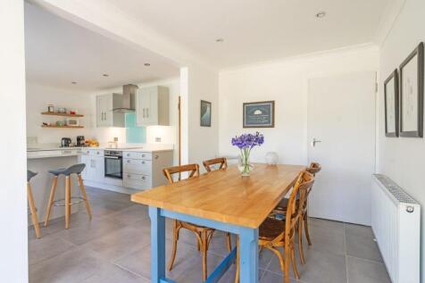 Annexe dining room