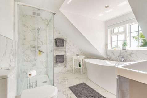 Annexe bathroom