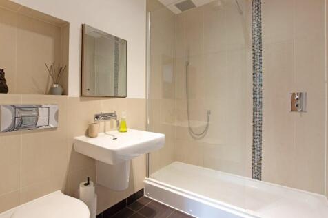 Family shower room