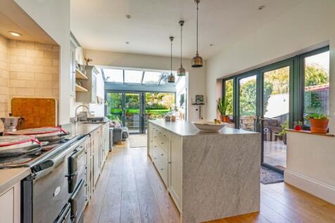 Kitchen/breakfast rm