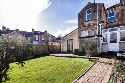 15 Ringwood Road, Ba