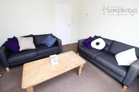 Fitzhugh House Lounge a2.JPG
